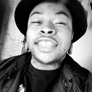 Meet your Posher, Adrian